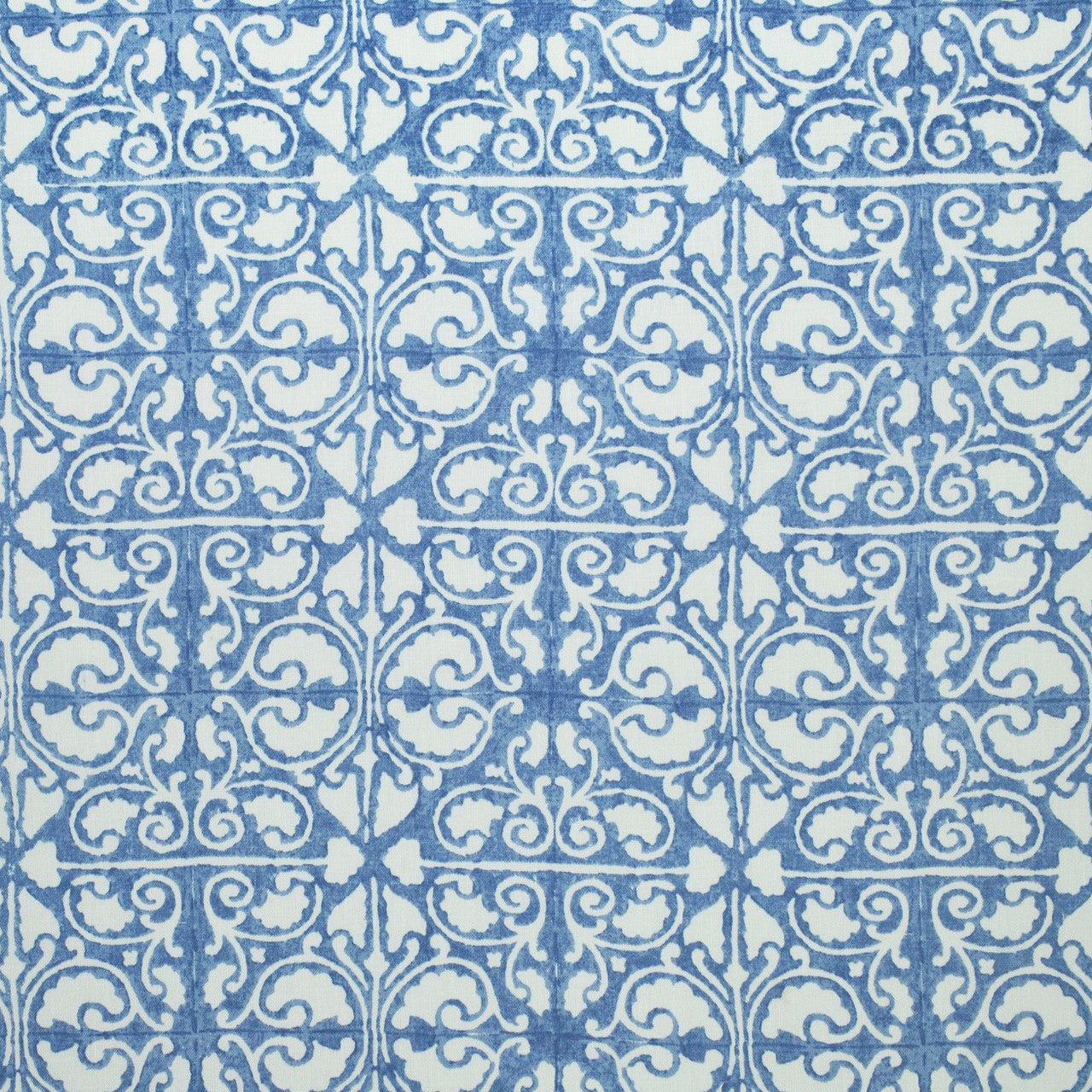 Flat Roman Shade in Palazzo - Chambray