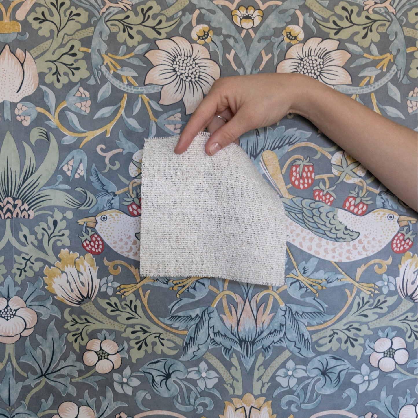 Pinch Pleat Cafe Curtains in Slubby Linen - Ivory