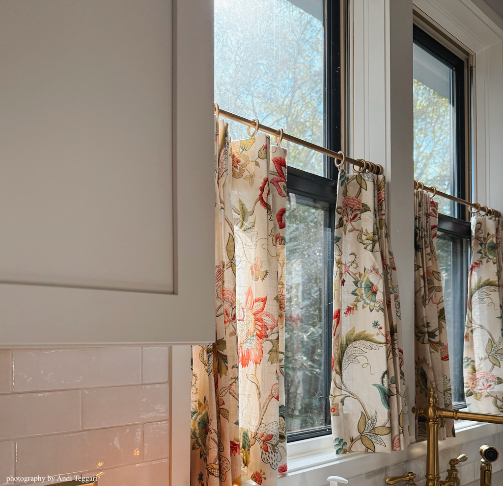 Pinch Pleat Cafe Curtains in Fleur de Leaf - Blossom