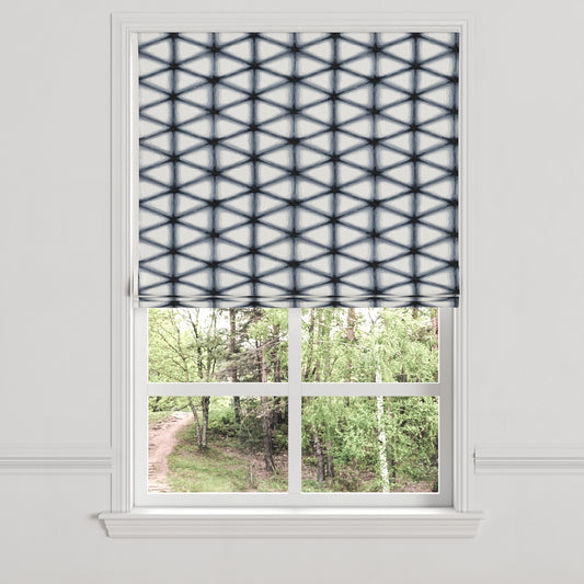 Flat Roman Shade in Point Taken - Ink