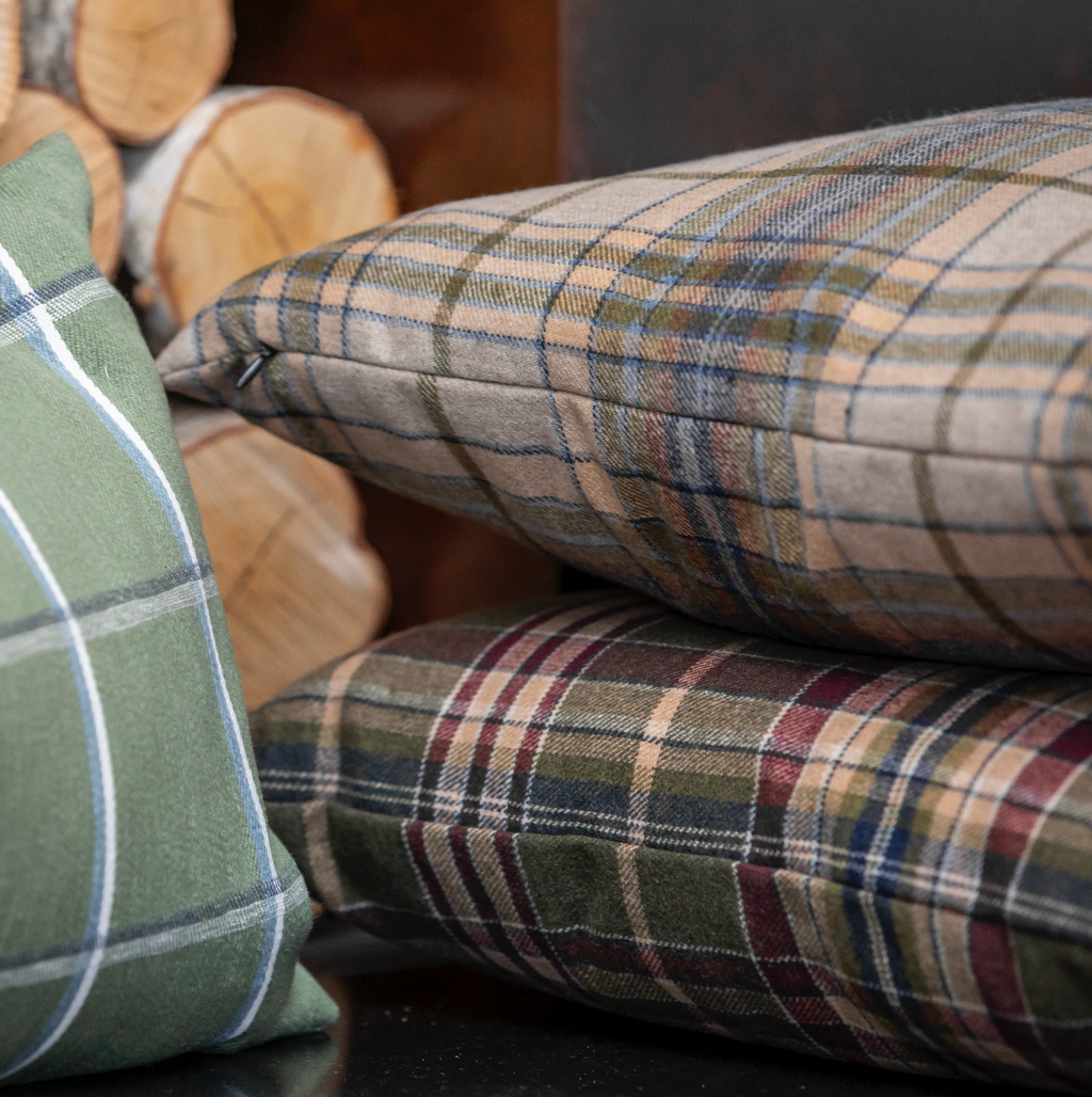 Pinch Pleat Cafe Curtains in Tartan - Evergreen