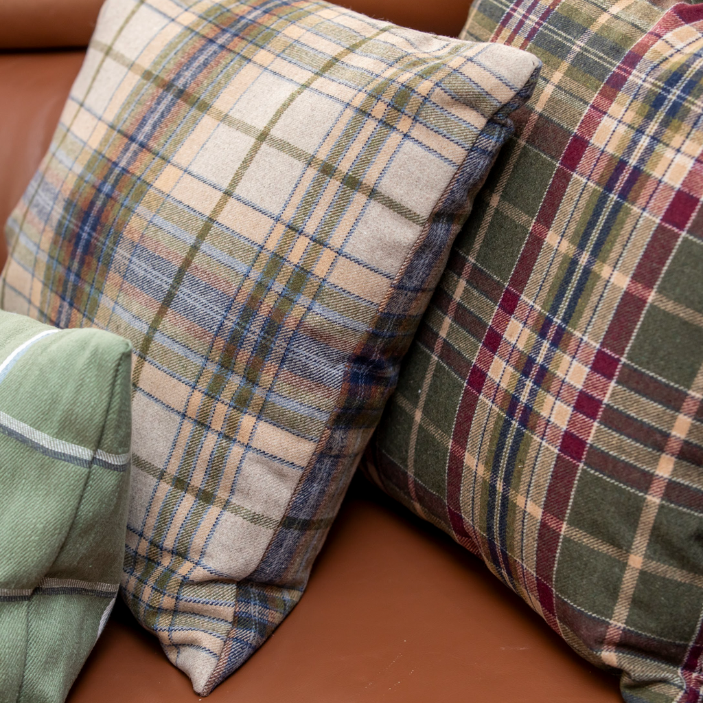 Tailored Bedskirt in Tartan - Evergreen