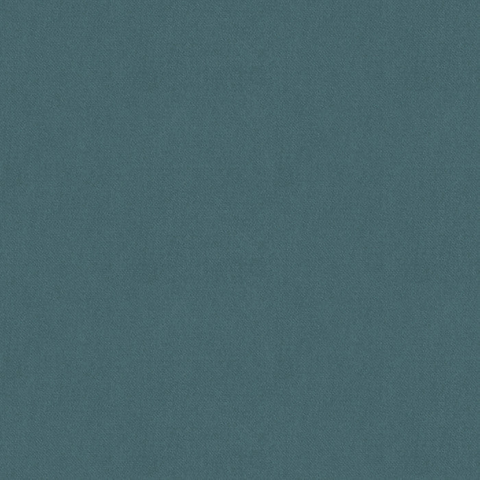Classic Velvet - Peacock