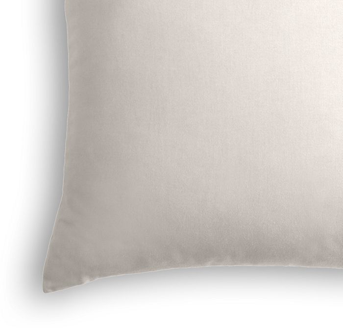 Throw Pillow in Classic Velvet - Snow