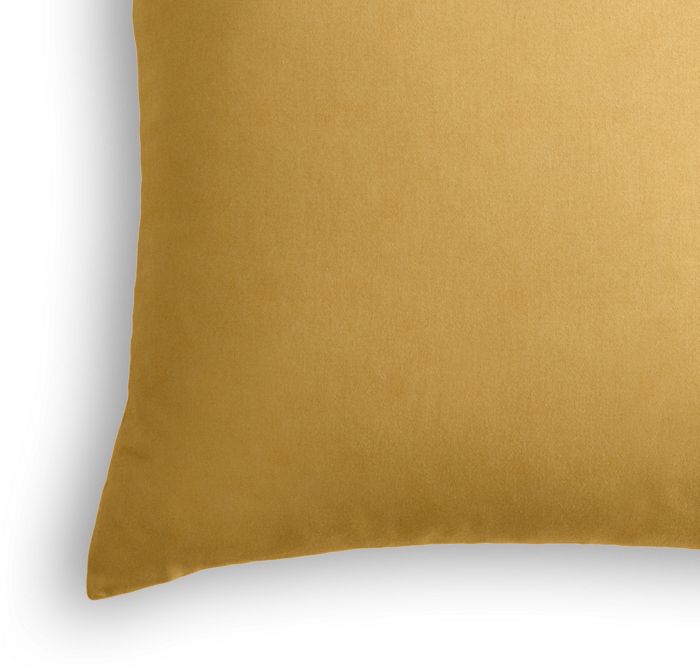 Throw Pillow in Classic Velvet - Wheat
