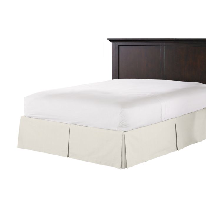 Tailored Bedskirt in Classic Linen Oat